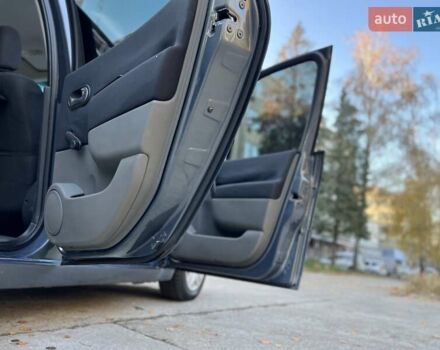 Серый Рено Гранд Сценик, объемом двигателя 1.46 л и пробегом 300 тыс. км за 4450 $, фото 47 на Automoto.ua