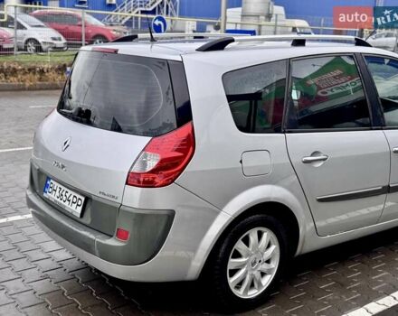 Серый Рено Гранд Сценик, объемом двигателя 1.9 л и пробегом 247 тыс. км за 6400 $, фото 26 на Automoto.ua