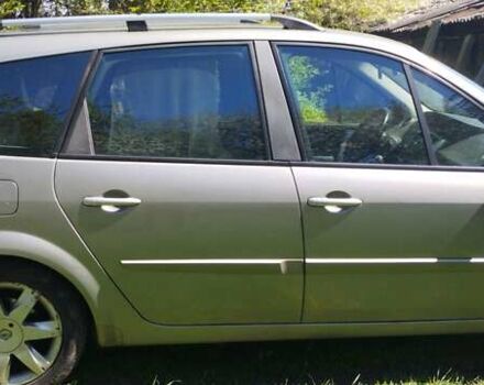 Сірий Рено Гранд Сценік, об'ємом двигуна 2 л та пробігом 214 тис. км за 5450 $, фото 3 на Automoto.ua