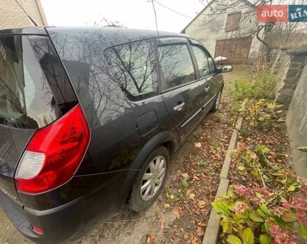 Сірий Рено Гранд Сценік, об'ємом двигуна 2 л та пробігом 208 тис. км за 5700 $, фото 12 на Automoto.ua