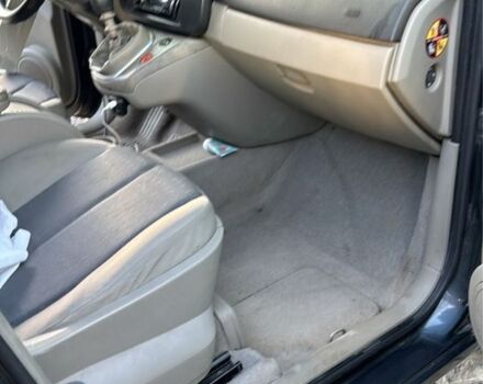 Серый Рено Гранд Сценик, объемом двигателя 1.9 л и пробегом 230 тыс. км за 2400 $, фото 3 на Automoto.ua