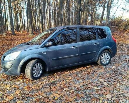 Серый Рено Гранд Сценик, объемом двигателя 1.6 л и пробегом 354 тыс. км за 4900 $, фото 8 на Automoto.ua