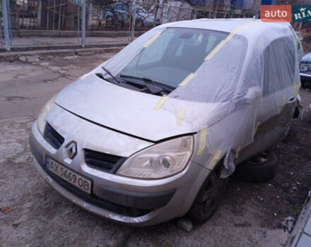 Сірий Рено Гранд Сценік, об'ємом двигуна 2 л та пробігом 150 тис. км за 1000 $, фото 1 на Automoto.ua