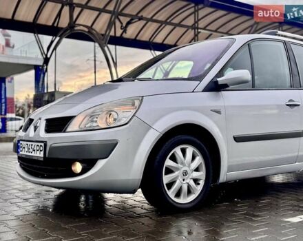 Серый Рено Гранд Сценик, объемом двигателя 1.9 л и пробегом 247 тыс. км за 6400 $, фото 12 на Automoto.ua