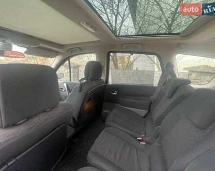 Сірий Рено Гранд Сценік, об'ємом двигуна 2 л та пробігом 208 тис. км за 5700 $, фото 15 на Automoto.ua