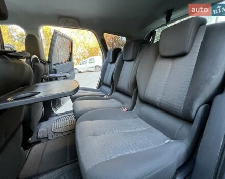 Серый Рено Гранд Сценик, объемом двигателя 1.46 л и пробегом 300 тыс. км за 4450 $, фото 39 на Automoto.ua