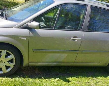 Сірий Рено Гранд Сценік, об'ємом двигуна 2 л та пробігом 214 тис. км за 5450 $, фото 7 на Automoto.ua