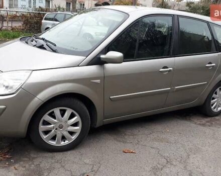 Сірий Рено Гранд Сценік, об'ємом двигуна 2 л та пробігом 240 тис. км за 6800 $, фото 3 на Automoto.ua