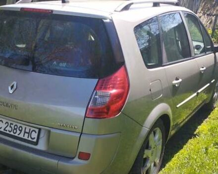 Сірий Рено Гранд Сценік, об'ємом двигуна 2 л та пробігом 214 тис. км за 5450 $, фото 2 на Automoto.ua