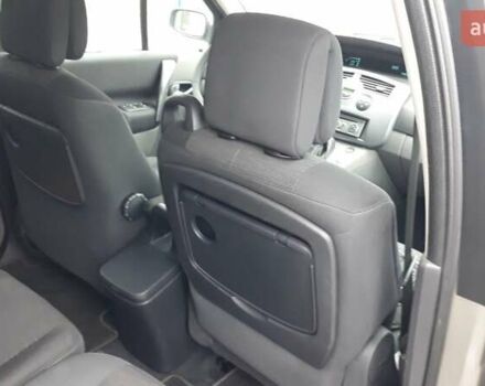 Сірий Рено Гранд Сценік, об'ємом двигуна 2 л та пробігом 240 тис. км за 6800 $, фото 7 на Automoto.ua