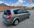 Серый Рено Гранд Сценик, объемом двигателя 2 л и пробегом 273 тыс. км за 5000 $, фото 11 на Automoto.ua