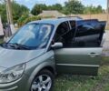 Серый Рено Гранд Сценик, объемом двигателя 2 л и пробегом 275 тыс. км за 5900 $, фото 1 на Automoto.ua