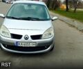 Серый Рено Гранд Сценик, объемом двигателя 1.9 л и пробегом 186 тыс. км за 5200 $, фото 1 на Automoto.ua