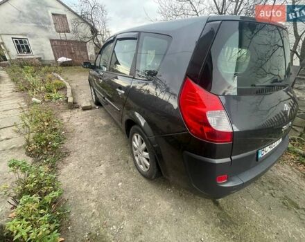 Сірий Рено Гранд Сценік, об'ємом двигуна 2 л та пробігом 208 тис. км за 5700 $, фото 11 на Automoto.ua