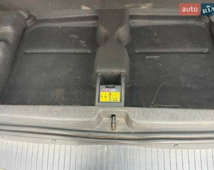 Сірий Рено Гранд Сценік, об'ємом двигуна 2 л та пробігом 208 тис. км за 5700 $, фото 9 на Automoto.ua