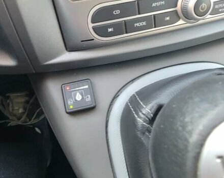 Сірий Рено Гранд Сценік, об'ємом двигуна 2 л та пробігом 195 тис. км за 5600 $, фото 4 на Automoto.ua