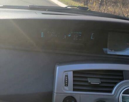 Сірий Рено Гранд Сценік, об'ємом двигуна 2 л та пробігом 195 тис. км за 5600 $, фото 41 на Automoto.ua