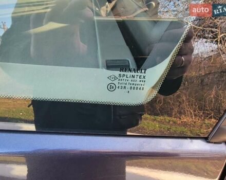 Сірий Рено Гранд Сценік, об'ємом двигуна 2 л та пробігом 195 тис. км за 5600 $, фото 16 на Automoto.ua