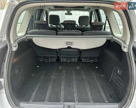 Серый Рено Гранд Сценик, объемом двигателя 1.6 л и пробегом 187 тыс. км за 5400 $, фото 52 на Automoto.ua