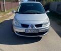 Серый Рено Гранд Сценик, объемом двигателя 2 л и пробегом 100 тыс. км за 7500 $, фото 2 на Automoto.ua