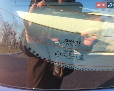 Сірий Рено Гранд Сценік, об'ємом двигуна 2 л та пробігом 195 тис. км за 5600 $, фото 17 на Automoto.ua