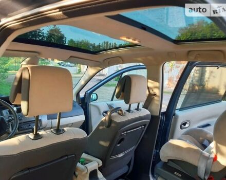 Серый Рено Гранд Сценик, объемом двигателя 1.5 л и пробегом 216 тыс. км за 6600 $, фото 2 на Automoto.ua