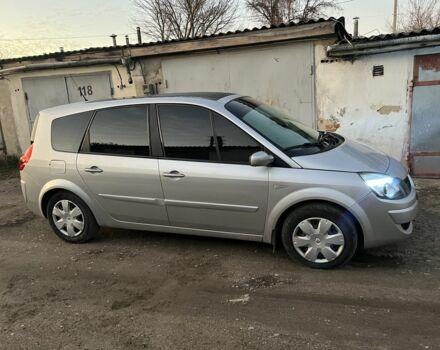 Серый Рено Гранд Сценик, объемом двигателя 1.5 л и пробегом 263 тыс. км за 6100 $, фото 3 на Automoto.ua