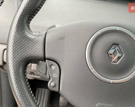 Серый Рено Гранд Сценик, объемом двигателя 2 л и пробегом 264 тыс. км за 5899 $, фото 51 на Automoto.ua