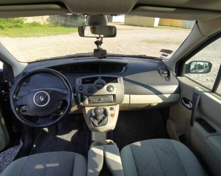 Серый Рено Гранд Сценик, объемом двигателя 1.5 л и пробегом 240 тыс. км за 6500 $, фото 3 на Automoto.ua