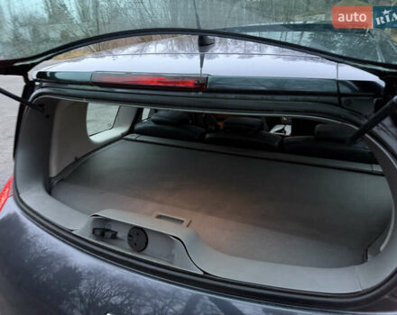 Серый Рено Гранд Сценик, объемом двигателя 2 л и пробегом 140 тыс. км за 5750 $, фото 25 на Automoto.ua