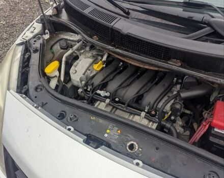 Серый Рено Гранд Сценик, объемом двигателя 2 л и пробегом 220 тыс. км за 5200 $, фото 38 на Automoto.ua