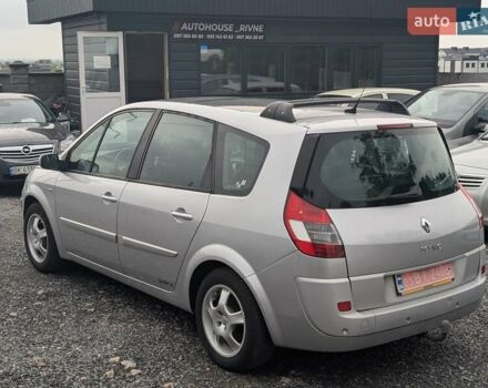 Рено Гранд Сценік 2008 у Рівному на Automoto.ua Сірий Рено Гранд Сценік, об'ємом двигуна 2 л та пробігом 220 тис. км за 5550 $, фото 19 на Automoto.ua