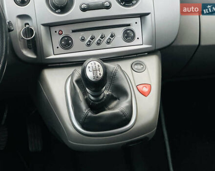 Серый Рено Гранд Сценик, объемом двигателя 1.6 л и пробегом 182 тыс. км за 6900 $, фото 25 на Automoto.ua