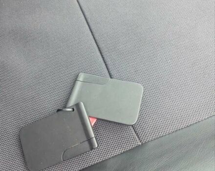 Серый Рено Гранд Сценик, объемом двигателя 2 л и пробегом 220 тыс. км за 5200 $, фото 35 на Automoto.ua