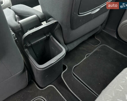 Серый Рено Гранд Сценик, объемом двигателя 1.6 л и пробегом 187 тыс. км за 5400 $, фото 44 на Automoto.ua