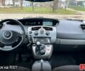 Серый Рено Гранд Сценик, объемом двигателя 2 л и пробегом 284 тыс. км за 6500 $, фото 11 на Automoto.ua