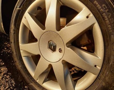 Серый Рено Гранд Сценик, объемом двигателя 1.5 л и пробегом 216 тыс. км за 6600 $, фото 3 на Automoto.ua