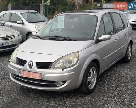 Рено Гранд Сценік 2008 у Рівному на Automoto.ua Сірий Рено Гранд Сценік, об'ємом двигуна 2 л та пробігом 220 тис. км за 5550 $, фото 1 на Automoto.ua