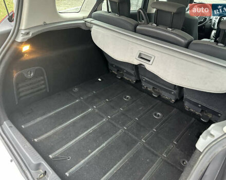 Серый Рено Гранд Сценик, объемом двигателя 1.6 л и пробегом 187 тыс. км за 5400 $, фото 51 на Automoto.ua