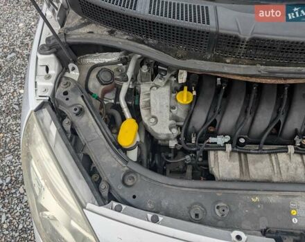 Рено Гранд Сценік 2008 у Рівному на Automoto.ua Сірий Рено Гранд Сценік, об'ємом двигуна 2 л та пробігом 220 тис. км за 5550 $, фото 50 на Automoto.ua