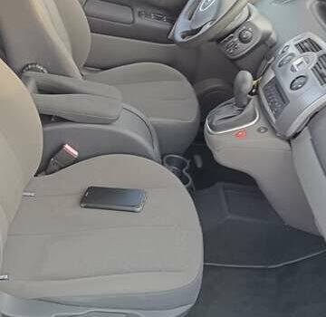 Сірий Рено Гранд Сценік, об'ємом двигуна 2 л та пробігом 75 тис. км за 6500 $, фото 13 на Automoto.ua