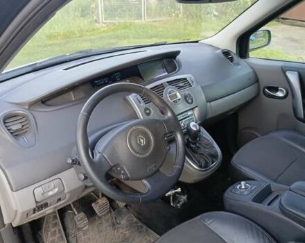 Серый Рено Гранд Сценик, объемом двигателя 1.9 л и пробегом 367 тыс. км за 6000 $, фото 19 на Automoto.ua