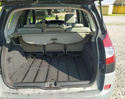 Серый Рено Гранд Сценик, объемом двигателя 1.5 л и пробегом 240 тыс. км за 6500 $, фото 5 на Automoto.ua