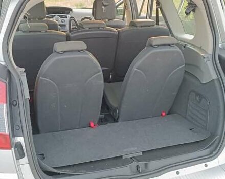 Сірий Рено Гранд Сценік, об'ємом двигуна 2 л та пробігом 75 тис. км за 6500 $, фото 7 на Automoto.ua