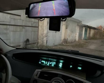 Серый Рено Гранд Сценик, объемом двигателя 1.46 л и пробегом 263 тыс. км за 6100 $, фото 32 на Automoto.ua