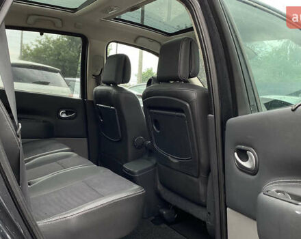 Серый Рено Гранд Сценик, объемом двигателя 2 л и пробегом 264 тыс. км за 5899 $, фото 35 на Automoto.ua