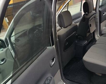 Серый Рено Гранд Сценик, объемом двигателя 1.5 л и пробегом 269 тыс. км за 5500 $, фото 16 на Automoto.ua