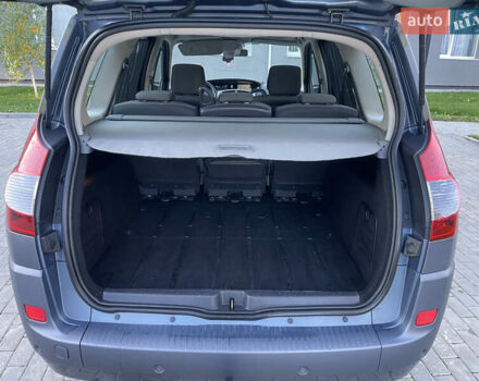 Серый Рено Гранд Сценик, объемом двигателя 1.6 л и пробегом 198 тыс. км за 5950 $, фото 20 на Automoto.ua