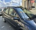 Серый Рено Гранд Сценик, объемом двигателя 2 л и пробегом 265 тыс. км за 6150 $, фото 12 на Automoto.ua