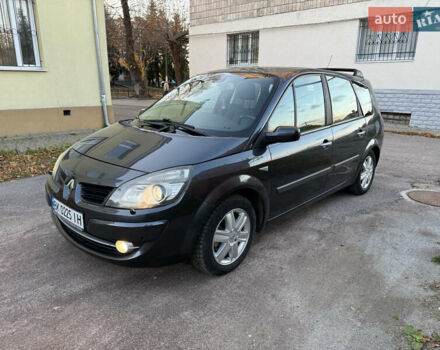 Серый Рено Гранд Сценик, объемом двигателя 1.46 л и пробегом 242 тыс. км за 5200 $, фото 16 на Automoto.ua